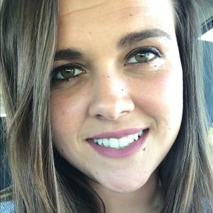 Meet your Posher, Whitney